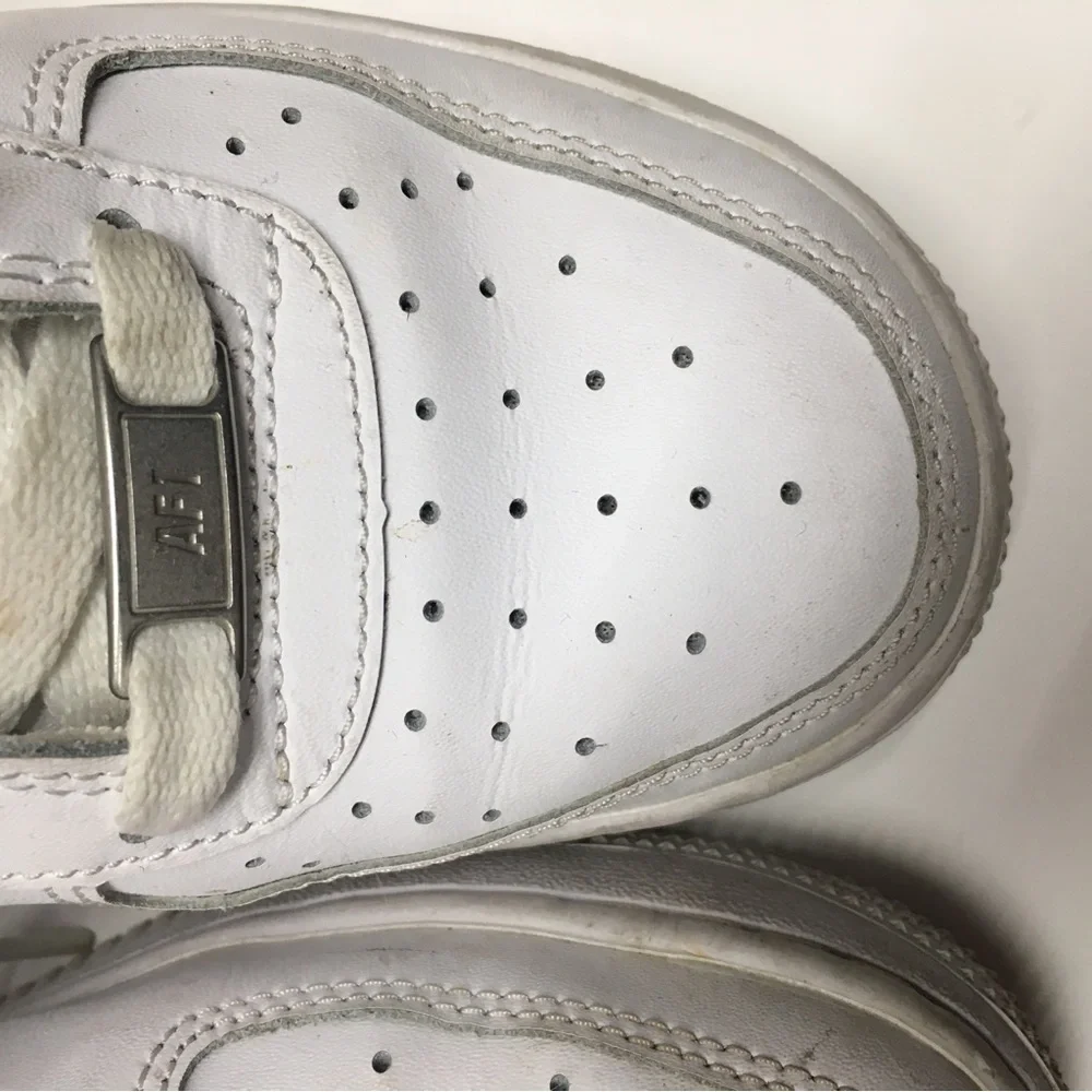 Nike size 5y